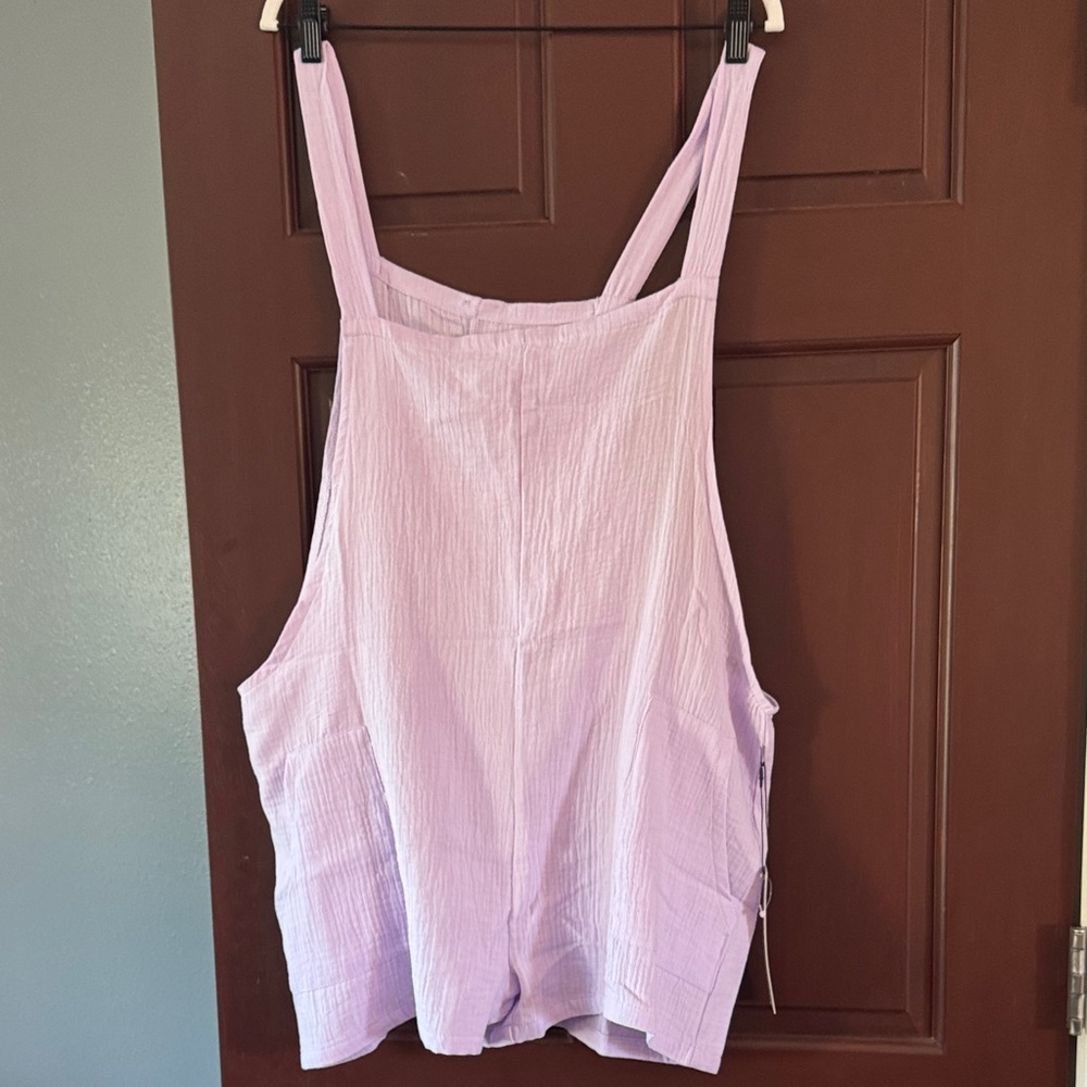 NWT! Nicole Miller Lavender Women's Shorts. Super soft. Pockets waist 22 - Picture 1 of 5